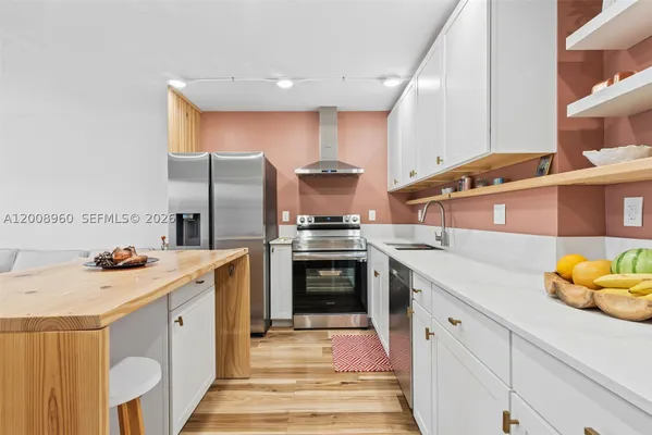 Property Slideshow image 2 of 17 | 2130 cambridge f 2130, Deerfield Beach, FL, 33442