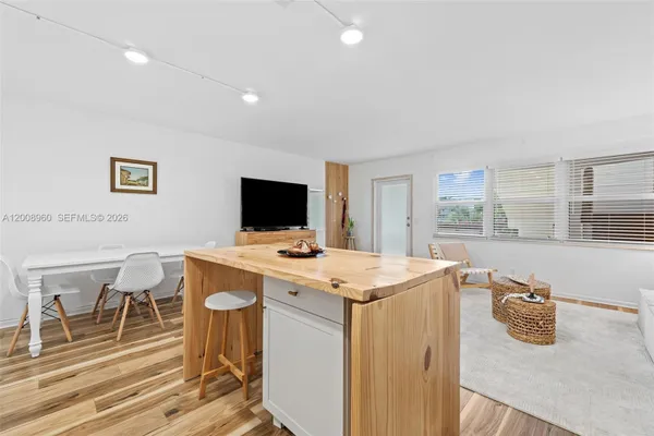 Property Slideshow image 3 of 17 | 2130 cambridge f 2130, Deerfield Beach, FL, 33442
