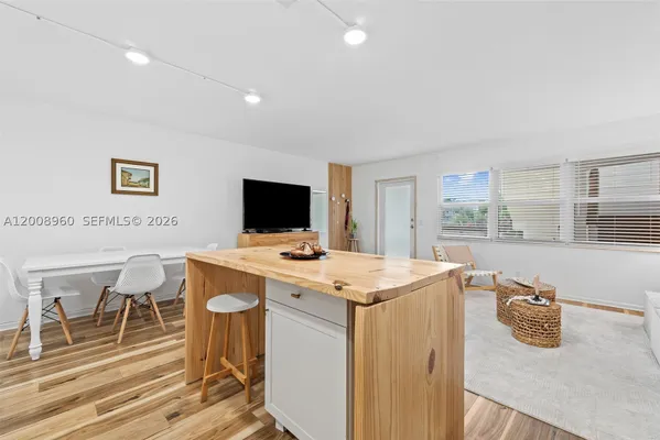 Property Slideshow image 3 of 17 | 2130 cambridge f 2130, Deerfield Beach, FL, 33442
