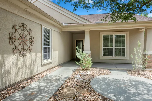 Property Slideshow image 3 of 40 | 100 vail ct, Georgetown, TX, 78633