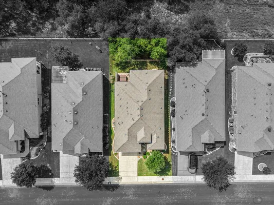 Property Slideshow image 2 of 30 | 225 tradinghouse creek st, Georgetown, TX, 78633