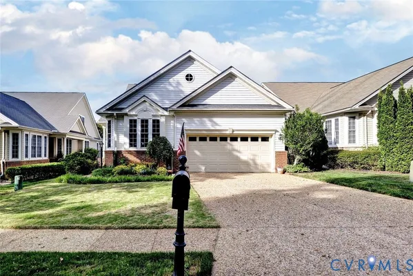 Property Slideshow image 2 of 54 | 4704 sanford arms, Williamsburg, VA, 23188