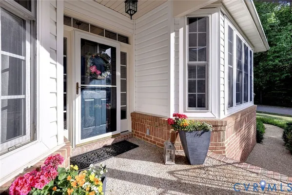 Property Slideshow image 3 of 54 | 4704 sanford arms, Williamsburg, VA, 23188