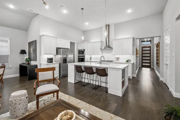 Property Slideshow image 3 of 33 | 1045 quail valley rd, Allen, TX, 75013