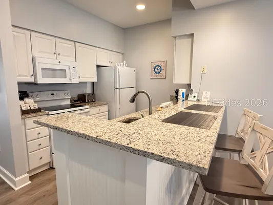 Property Slideshow image 3 of 28 | 16 aberdeen ct, Hilton Head Island, SC, 29926