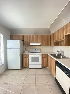 Property Slideshow image 2 of 14 | 432 bennington ln 432, Lake Worth, FL, 33467