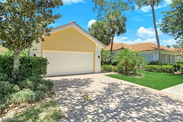 Property Slideshow image 2 of 40 | 4655 navassa ln, Naples, FL, 34119