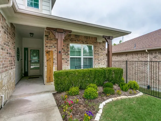 Property Slideshow image 2 of 16 | 213 sea breeze ct, Mckinney, TX, 75069