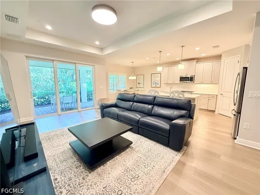 Property Slideshow image 2 of 28 | 3050 heritage pines dr, Fort Myers, FL, 33905