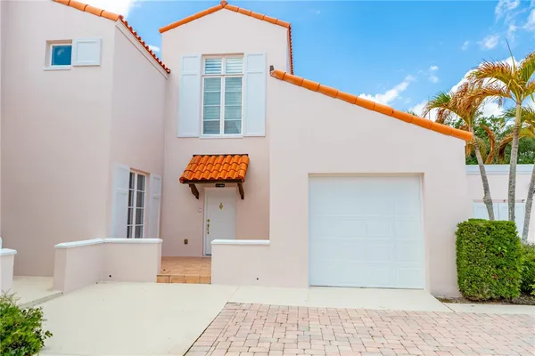 Property Slideshow image 3 of 35 | 4804 wood duck cir 4804, Vero Beach, FL, 32967