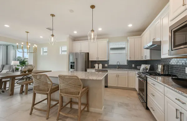 Property Slideshow image 3 of 6 | 7211 wheless ln, Sugar Land, TX, 77469