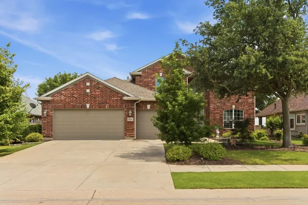 Property Slideshow image 3 of 40 | 9601 grandview dr, Denton, TX, 76207