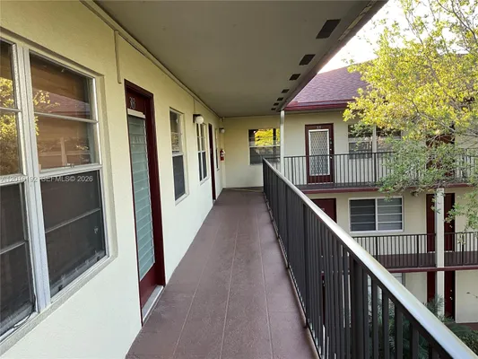 Property Slideshow image 3 of 13 | 150 sw 134th way 304r, Pembroke Pines, FL, 33027