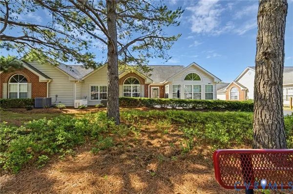 Property Slideshow image 3 of 43 | 3201 pristine vw 13a, Williamsburg, VA, 23188