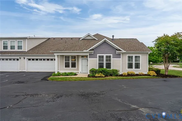 Property Slideshow image 2 of 31 | 12130 blossom point rd, Chester, VA, 23831