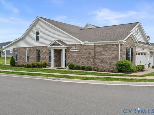 Property Slideshow image 3 of 35 | 15905 hallowell rdg, Moseley, VA, 23120