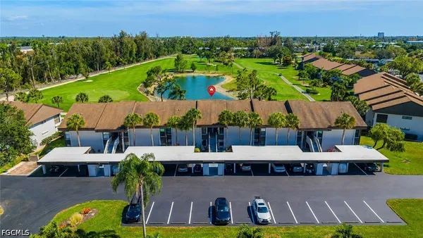 Property Slideshow image 2 of 39 | 5950 trailwinds dr 224, Fort Myers, FL, 33907