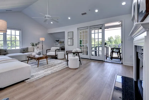 Property Slideshow image 2 of 42 | 2304 eaglescliffe, Williamsburg, VA, 23188