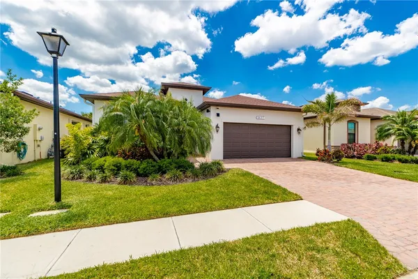 Property Slideshow image 2 of 33 | 1637 willows sq, Vero Beach, FL, 32966