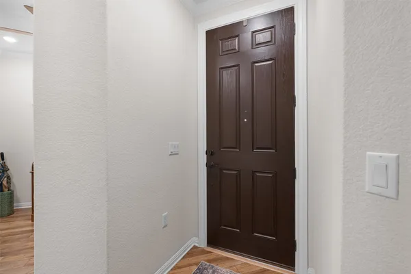 Property Slideshow image 3 of 27 | 121 winterhorse cv, Georgetown, TX, 78633