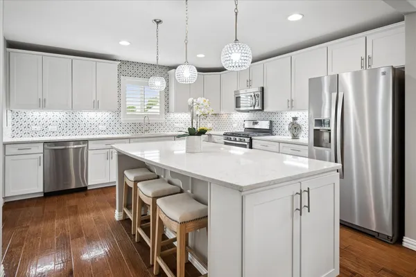 Property Slideshow image 3 of 23 | 2306 feathering dr, Frisco, TX, 75036