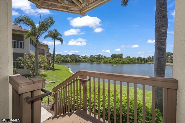 Property Slideshow image 3 of 28 | 26911 wedgewood dr 101, Bonita Springs, FL, 34134
