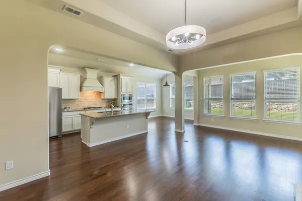 Property Slideshow image 3 of 40 | 620 caudle ln, Savannah, TX, 76227