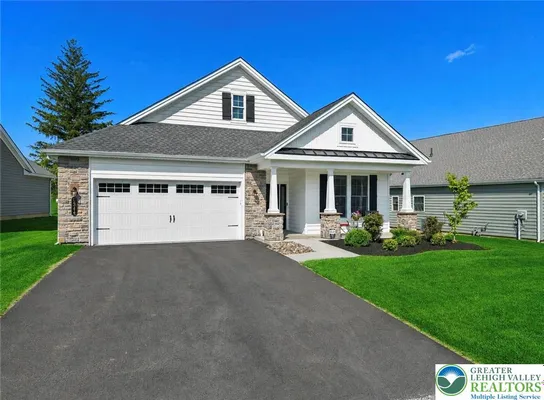 Property Slideshow image 2 of 45 | 5544 traditions dr, Upper Saucon Twp, PA, 18036
