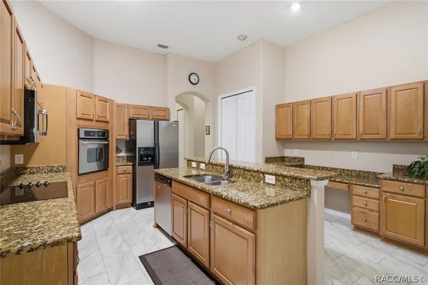 Property Slideshow image 2 of 66 | 1038 w rollingwood ct, Hernando, FL, 34442
