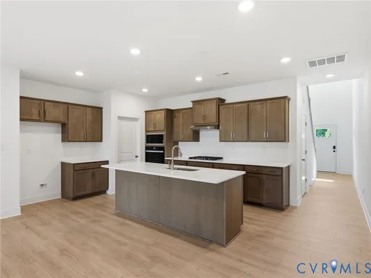 Property Slideshow image 2 of 25 | 6718 oasis breeze ln, Midlothian, VA, 23112