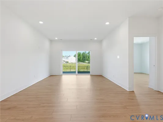 Property Slideshow image 3 of 25 | 6718 oasis breeze ln, Midlothian, VA, 23112