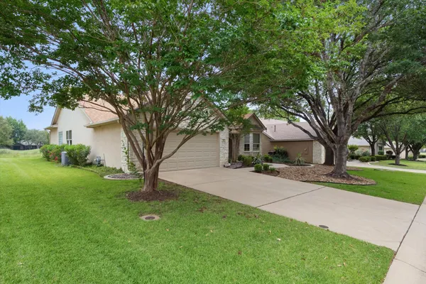 Property Slideshow image 3 of 28 | 122 cold springs dr, Georgetown, TX, 78633