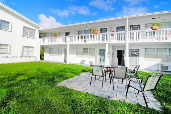 Property Slideshow image 3 of 42 | 70 prescott d 70, Deerfield Beach, FL, 33442