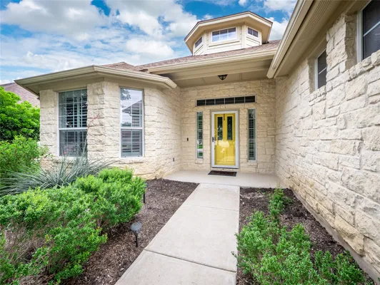 Property Slideshow image 2 of 40 | 810 river walk trl, Georgetown, TX, 78633