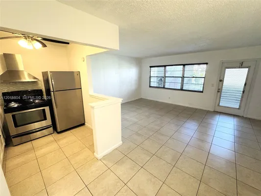 Property Slideshow image 3 of 22 | 138 fanshaw d, Boca Raton, FL, 33434