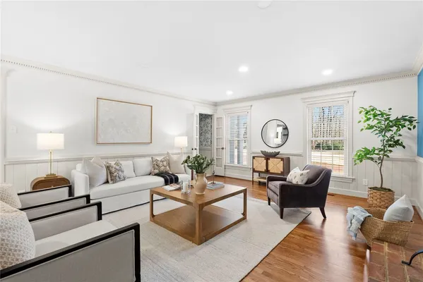 Property Slideshow image 2 of 49 | 23 whittakers mill rd, Williamsburg, VA, 23185