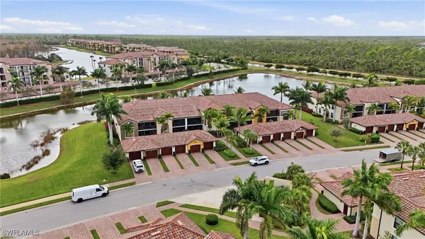 Property Slideshow image 2 of 41 | 9528 avellino way 2521, Naples, FL, 34113