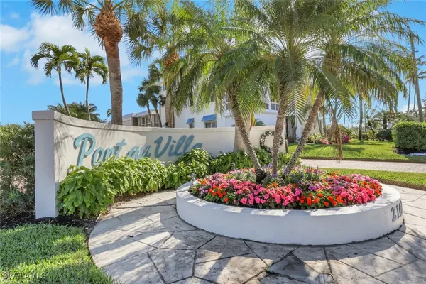 Property Slideshow image 2 of 50 | 2100 gulf shore blvd 113, Naples, FL, 34102