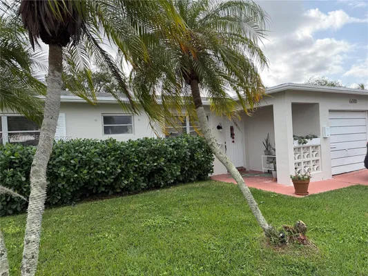 Property Slideshow image 2 of 26 | 6690 nw 12th st, Margate, FL, 33063