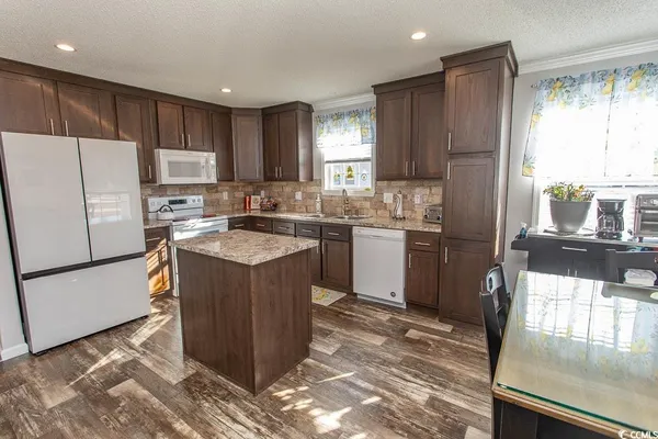 Property Slideshow image 3 of 40 | 2064 eastlynn dr, Conway, SC, 29526