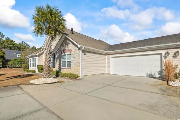 Property Slideshow image 3 of 33 | 160 stonegate blvd # 160, Murrells Inlet, SC, 29576