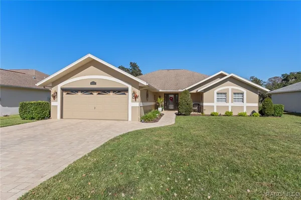 Property Slideshow image 2 of 61 | 3955 e arbor lakes dr, Hernando, FL, 34442