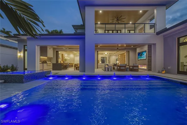 Property Slideshow image 2 of 25 | 405 putter point dr, Naples, FL, 34103