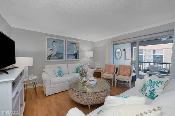 Property Slideshow image 2 of 16 | 2900 gulf shore blvd 312, Naples, FL, 34103