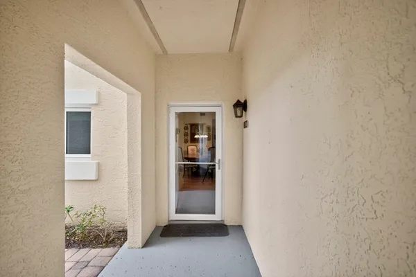 Property Slideshow image 3 of 36 | 5080 harmony cir 101, Vero Beach, FL, 32967