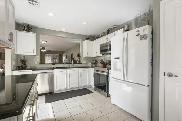 Property Slideshow image 2 of 23 | 111 monument hill trl, Georgetown, TX, 78633