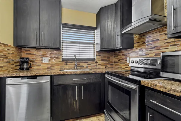 Property Slideshow image 2 of 40 | 6650 royal palm blvd 204c, Margate, FL, 33063