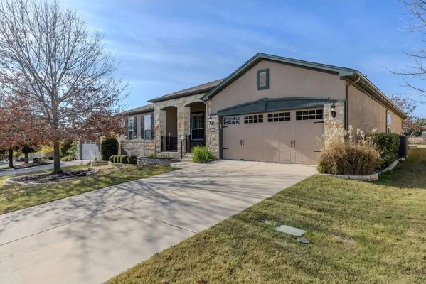 Property Slideshow image 2 of 39 | 110 emory peak trl, Georgetown, TX, 78633