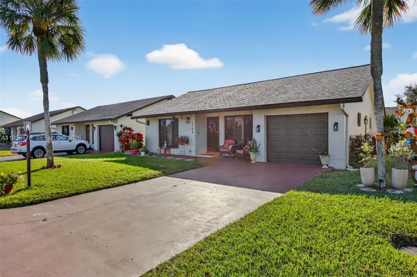 Property Slideshow image 3 of 44 | 2104 sw 17th cir, Deerfield Beach, FL, 33442