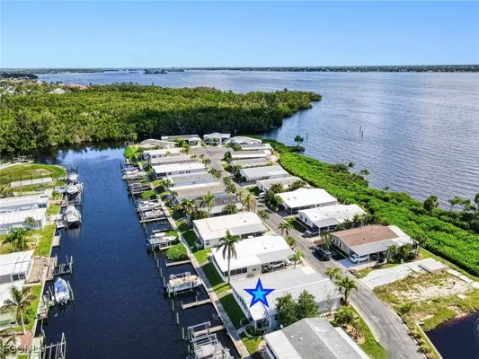 Property Slideshow image 3 of 43 | 5535 adam dr, North Fort Myers, FL, 33917